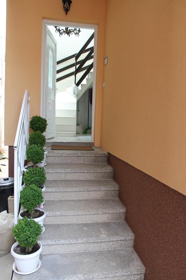 Royal Family Apartment Nis Luaran gambar