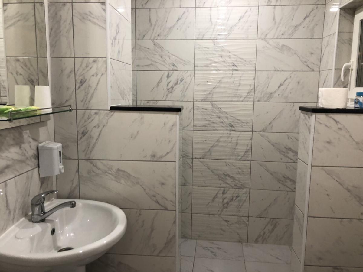 Royal Family Apartment Nis Luaran gambar