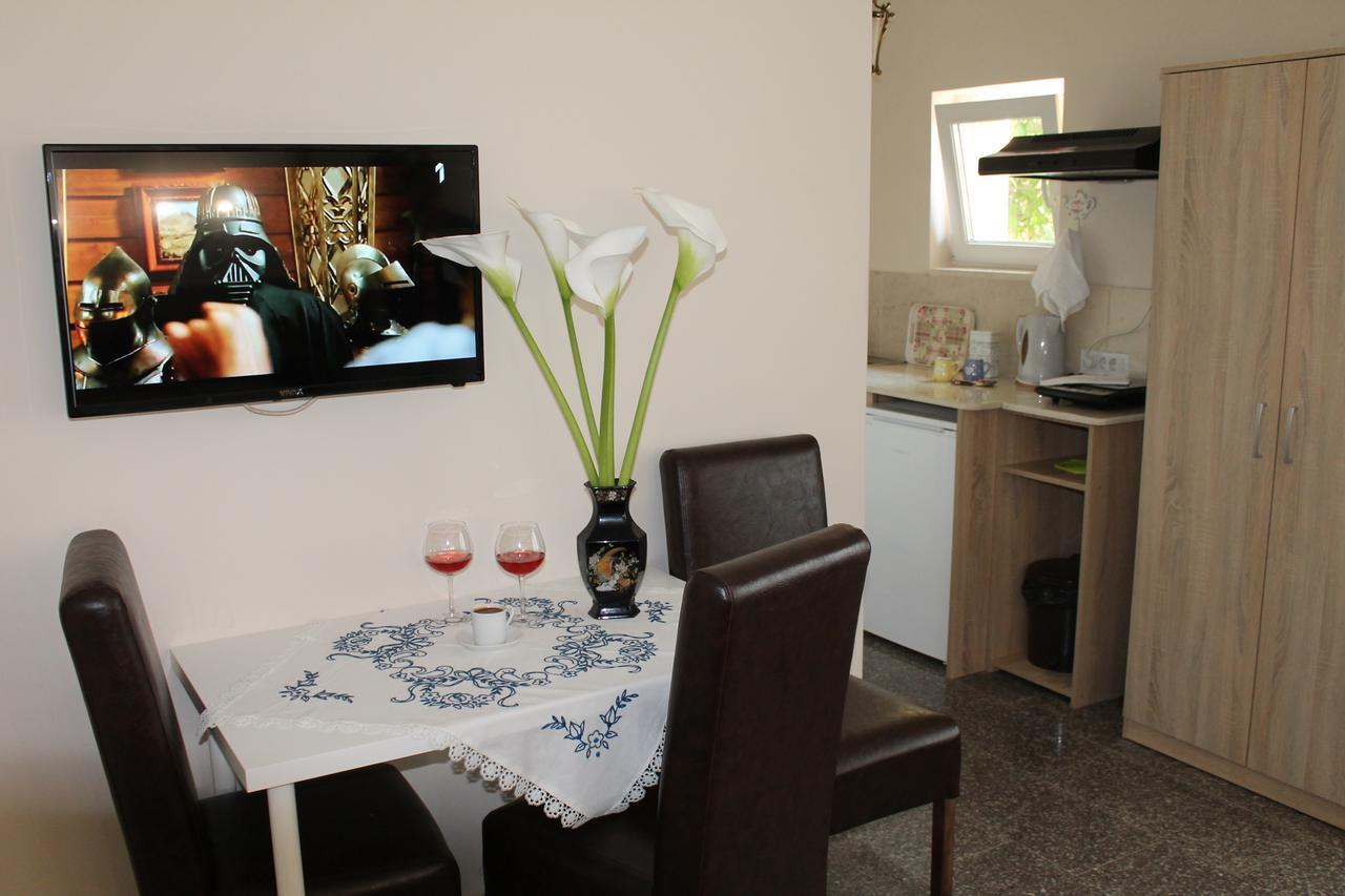 Royal Family Apartment Nis Luaran gambar